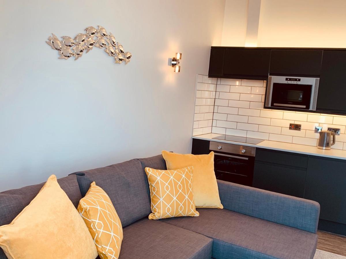 The Marlborough Sea View Holiday Apartments สการ์โบโรห์ ภายนอก รูปภาพ