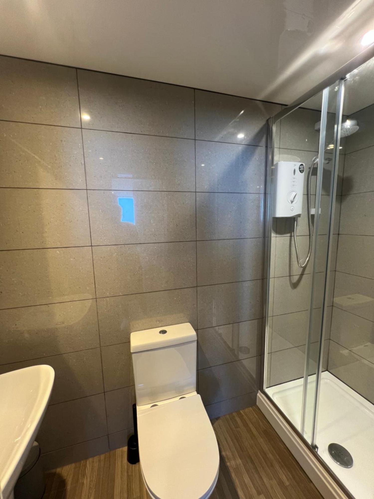 The Marlborough Sea View Holiday Apartments สการ์โบโรห์ ภายนอก รูปภาพ
