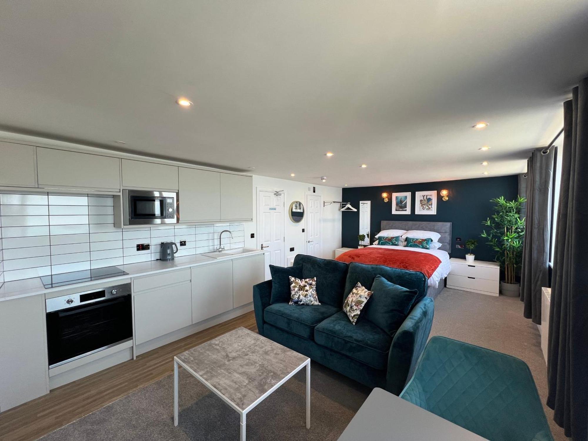 The Marlborough Sea View Holiday Apartments สการ์โบโรห์ ภายนอก รูปภาพ