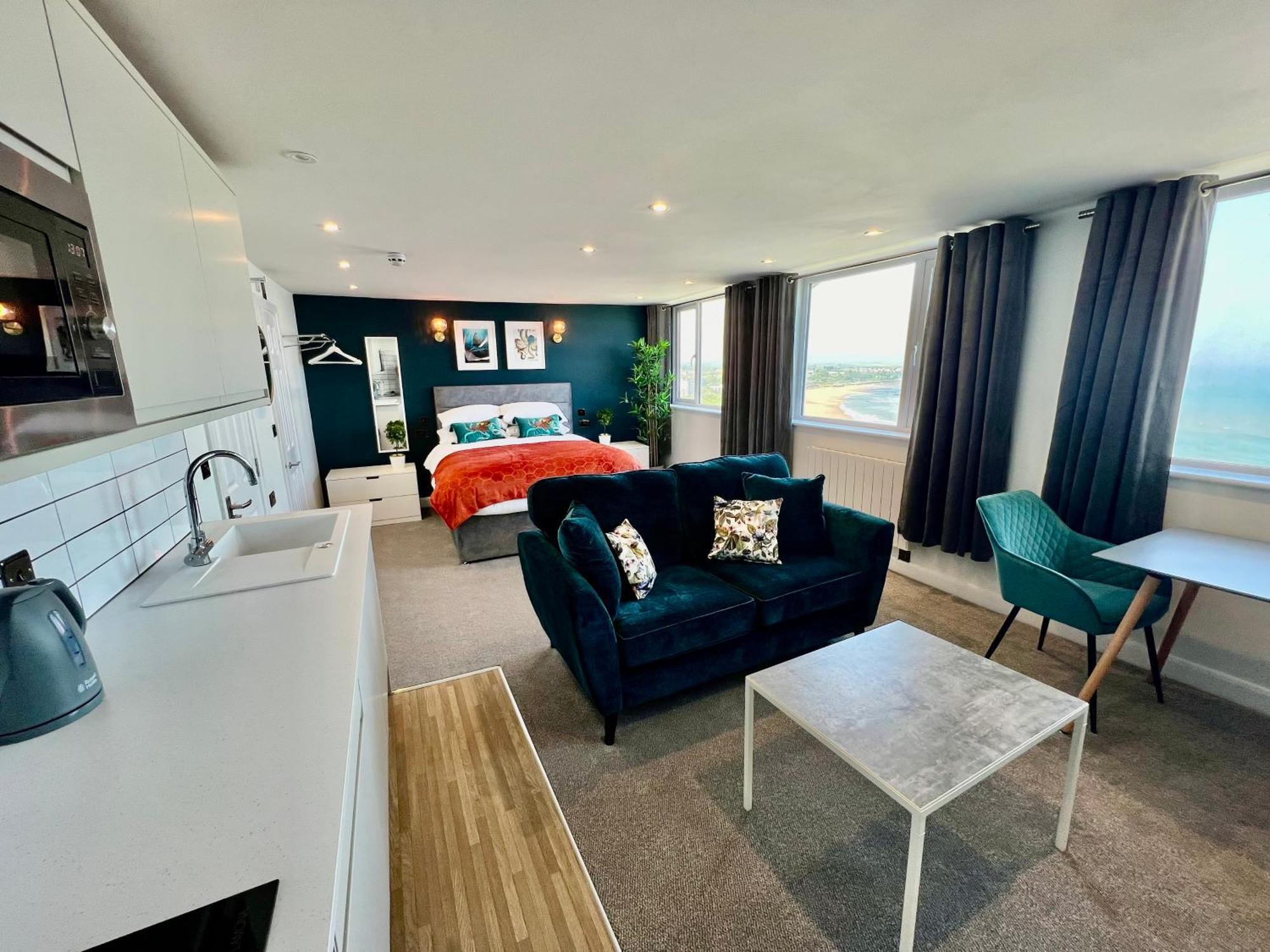 The Marlborough Sea View Holiday Apartments สการ์โบโรห์ ภายนอก รูปภาพ
