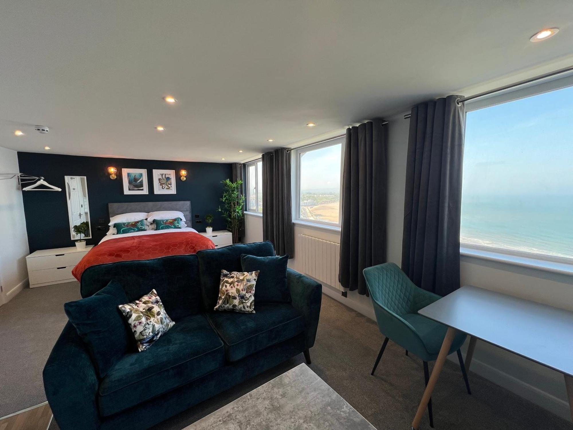 The Marlborough Sea View Holiday Apartments สการ์โบโรห์ ภายนอก รูปภาพ